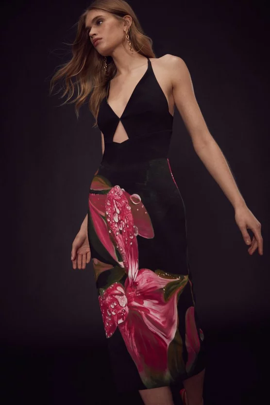 Hot Sale π Karen Millen Shadow Placed Deep V Bodycon Midi β 3 Hot Sale π Karen Millen Shadow Placed Deep V Bodycon Midi β