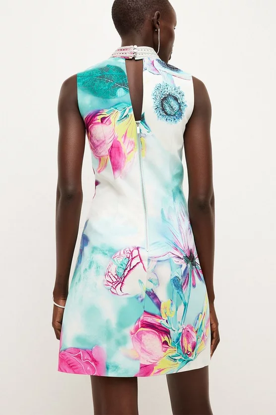 Deals 😀 Karen Millen Diamante Trim Floral Woven Mini 👗 Dress 👏 5 Deals 😀 Karen Millen Diamante Trim Floral Woven Mini 👗 Dress 👏 - Image 3